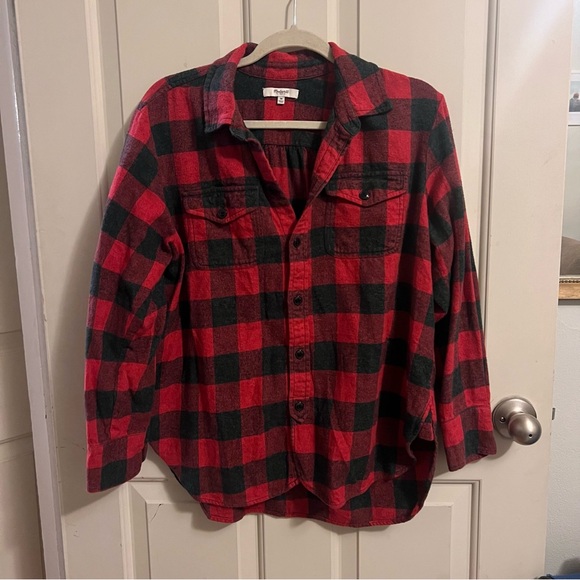 Madewell | Flannel Cargo Workshirt in Red Buffalo Check - Picture 3 of 6